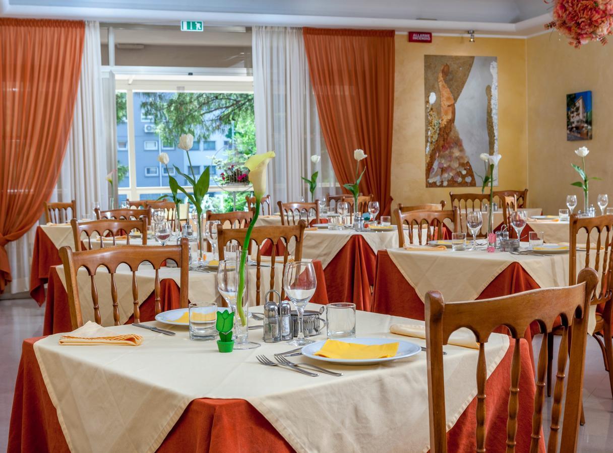Hotel Alfa Tao Riccione Zewnętrze zdjęcie