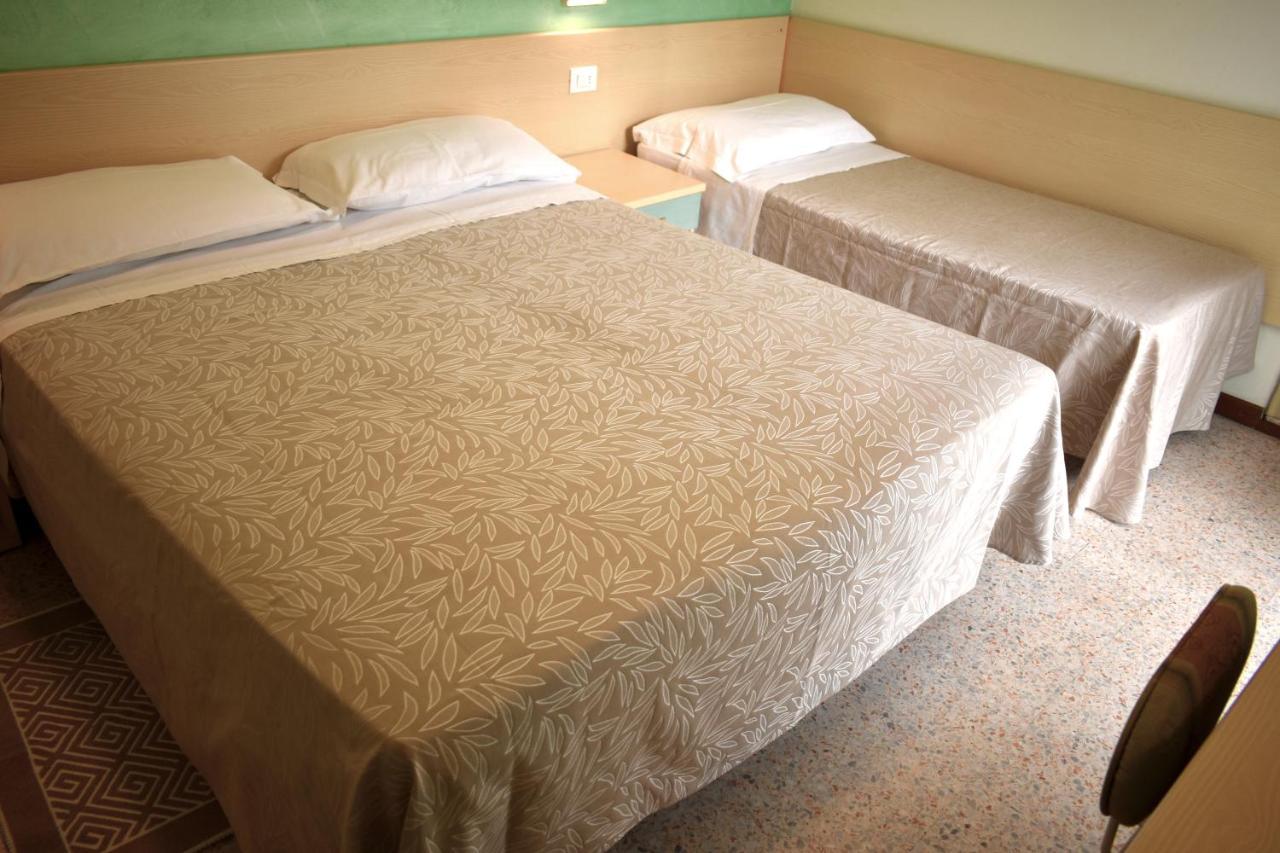 Hotel Alfa Tao Riccione Zewnętrze zdjęcie